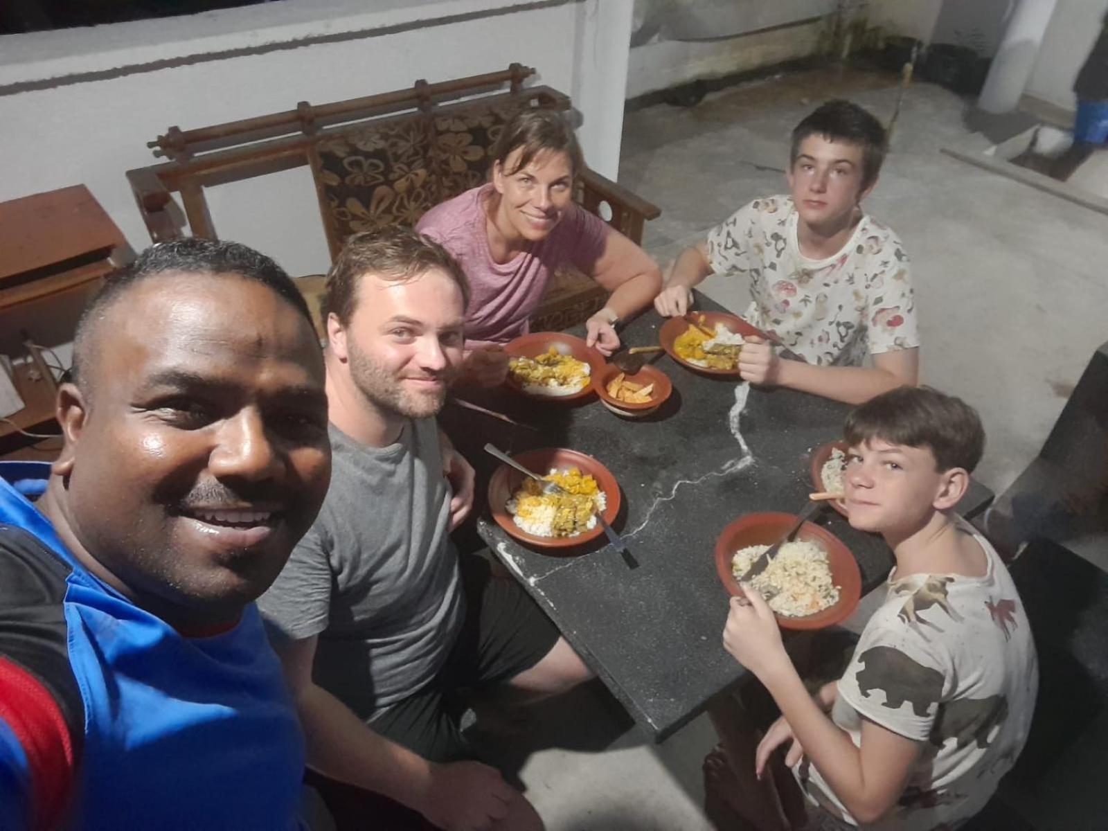 Sura Homestay 캔디 외부 사진