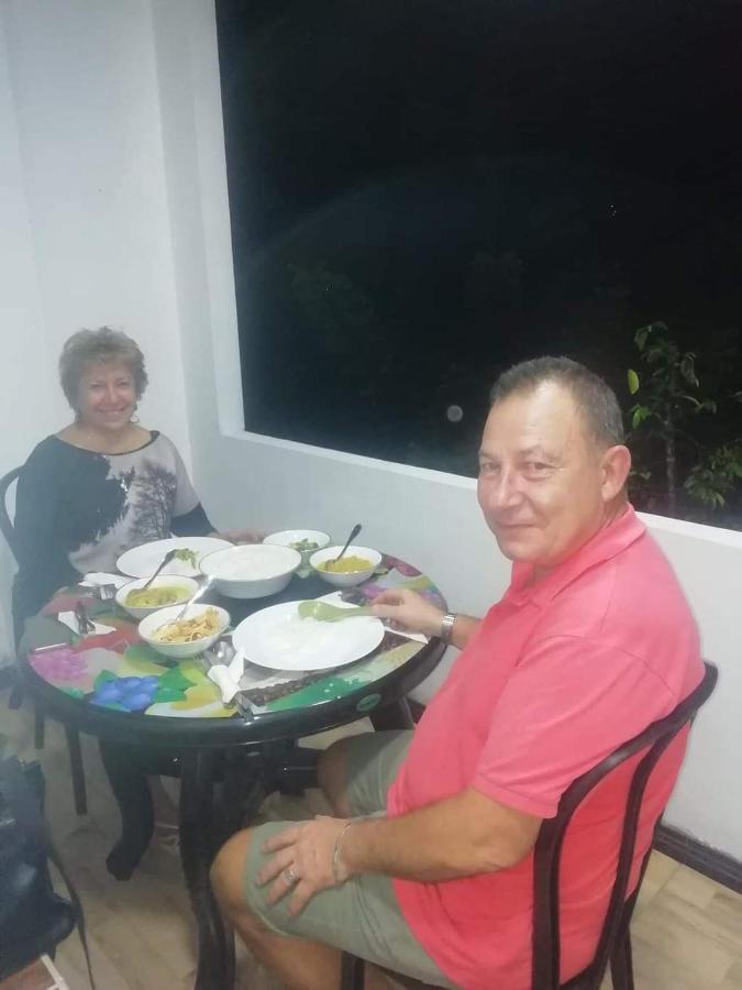 Sura Homestay 캔디 외부 사진
