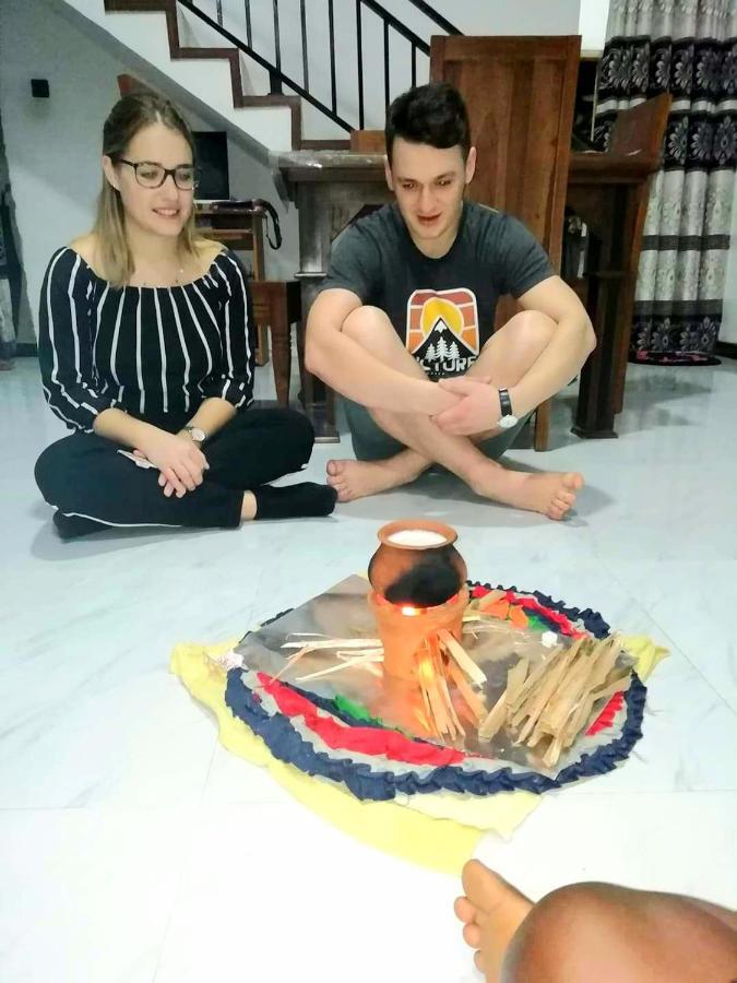 Sura Homestay 캔디 외부 사진