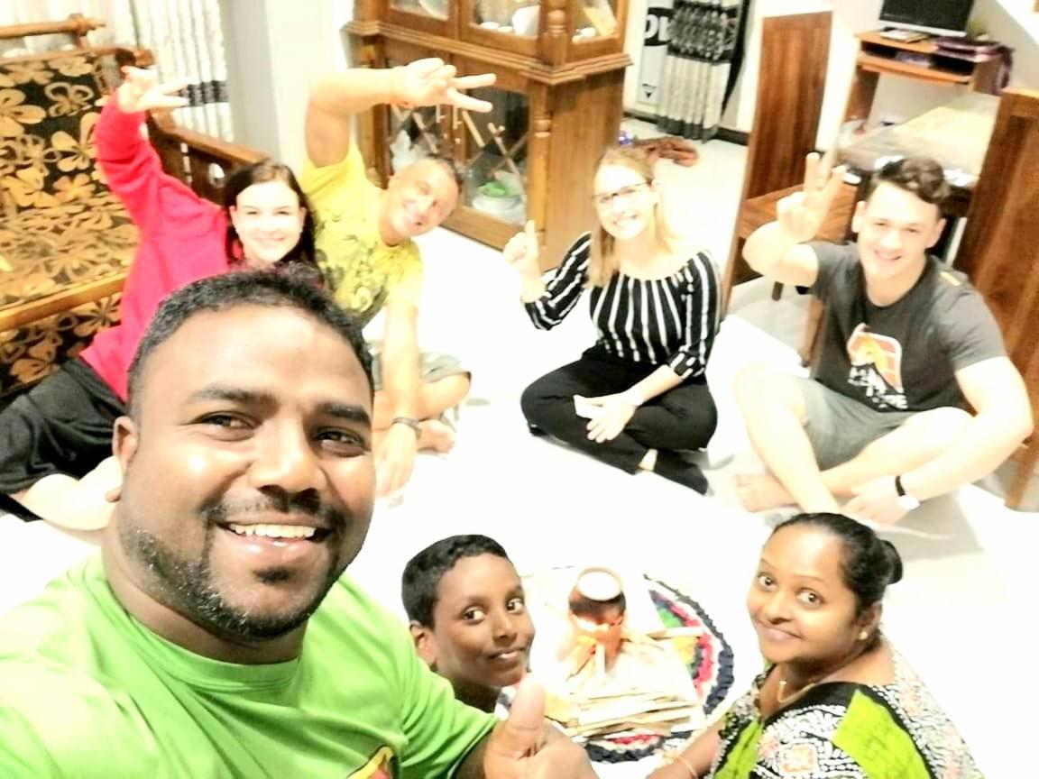 Sura Homestay 캔디 외부 사진