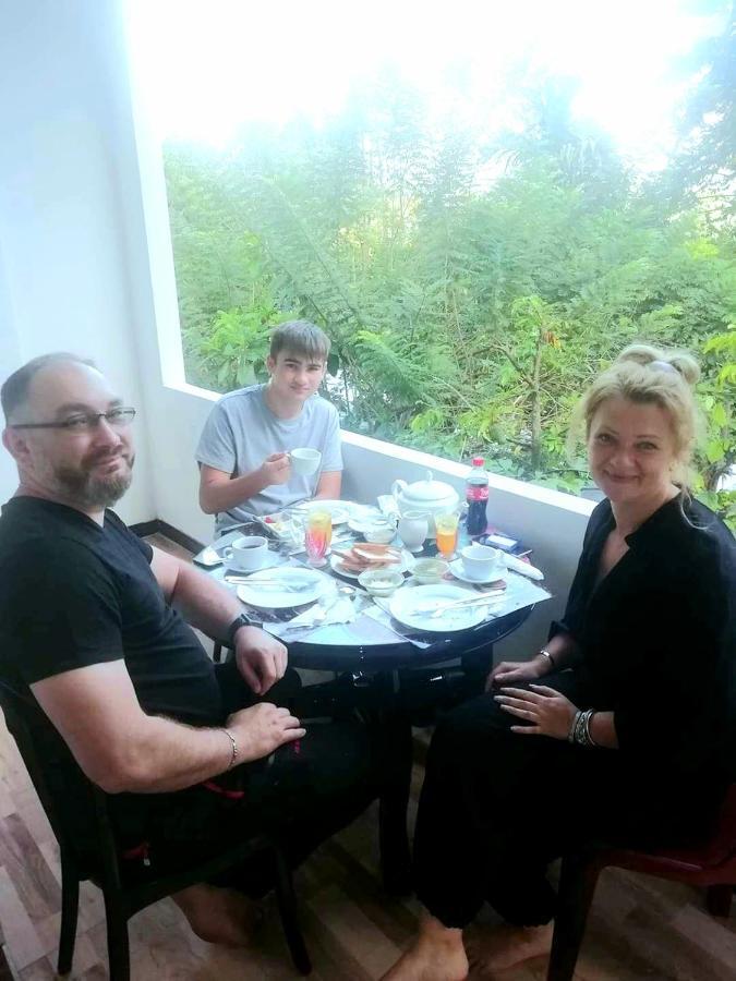 Sura Homestay 캔디 외부 사진